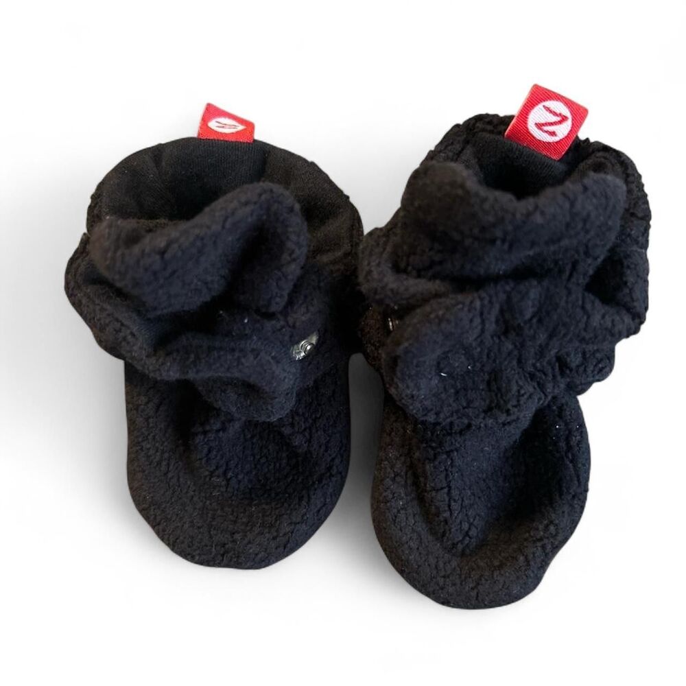 12-month Zutano Black Cozie Furry Gripper Baby Booties